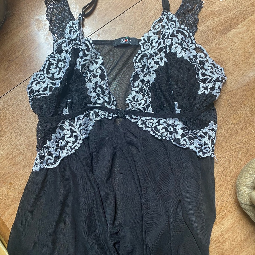 Klier women v neck black mesh baby doll